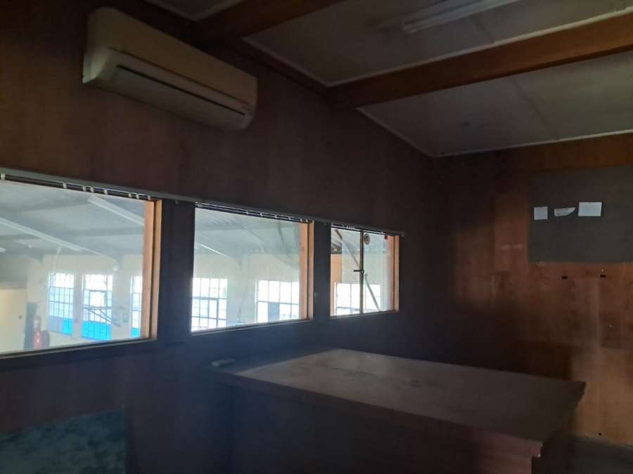 Commercial Property for Sale in Cape Road Industrial Eastern Cape